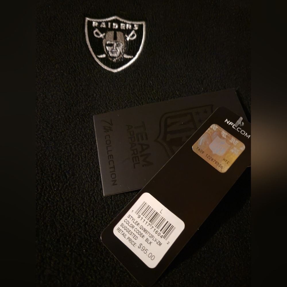 Raiders vest - Picture 4 of 4